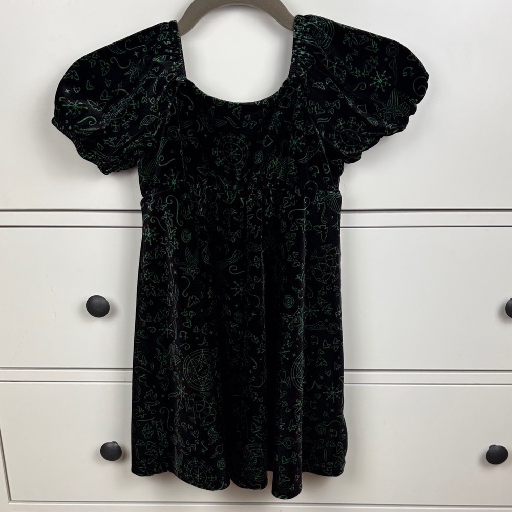 Wicked by Paul Tazewell Girls Black and Green Puff Sleeve Dress - Size 4/5